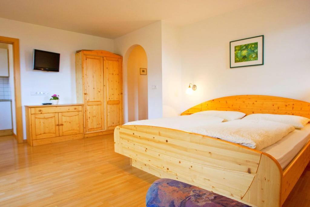 Residence Hauserhof Rodengo Pokoj fotografie