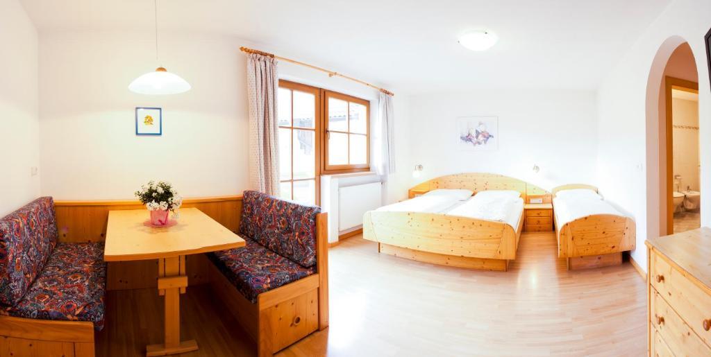 Residence Hauserhof Rodengo Pokoj fotografie